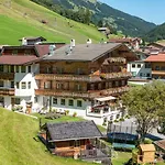 Hotel Garni Hanslerhof 