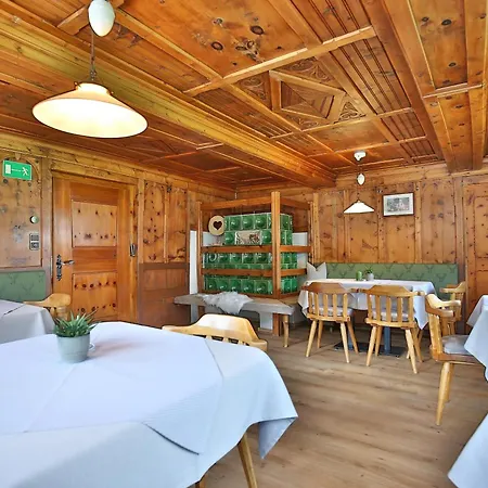 Hotel Garni Hanslerhof 