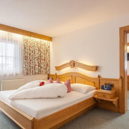 Hotel Garni Hanslerhof 