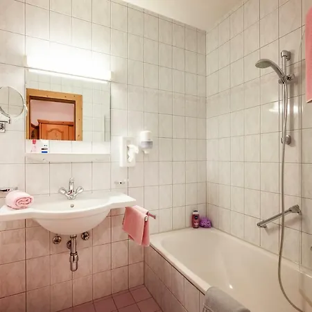 Hotel Garni Hanslerhof 